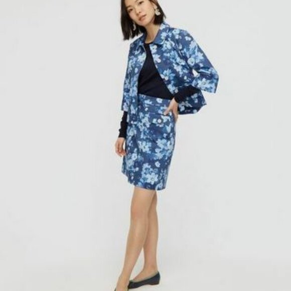 NWT - JCrew Front Pocket Skirt with Watercolor Begonias Print - Size 8 - Picture 2 of 8